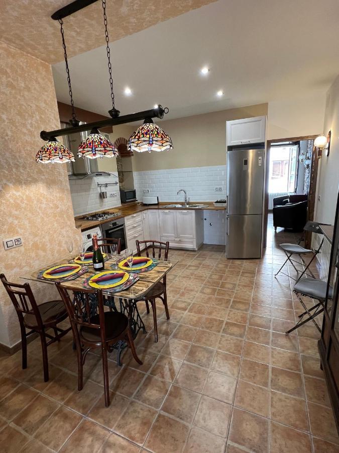 Apartamento Del Sol, Centro Del Pueblo, Aire Acondicionado L' Escala المظهر الخارجي الصورة
