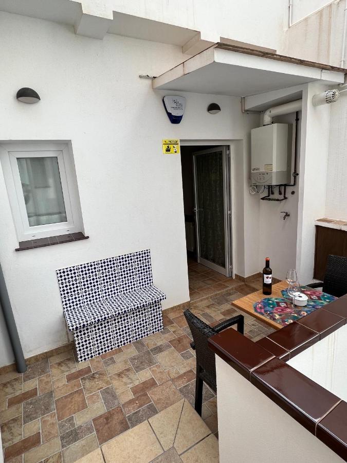 Apartamento Del Sol, Centro Del Pueblo, Aire Acondicionado L' Escala المظهر الخارجي الصورة