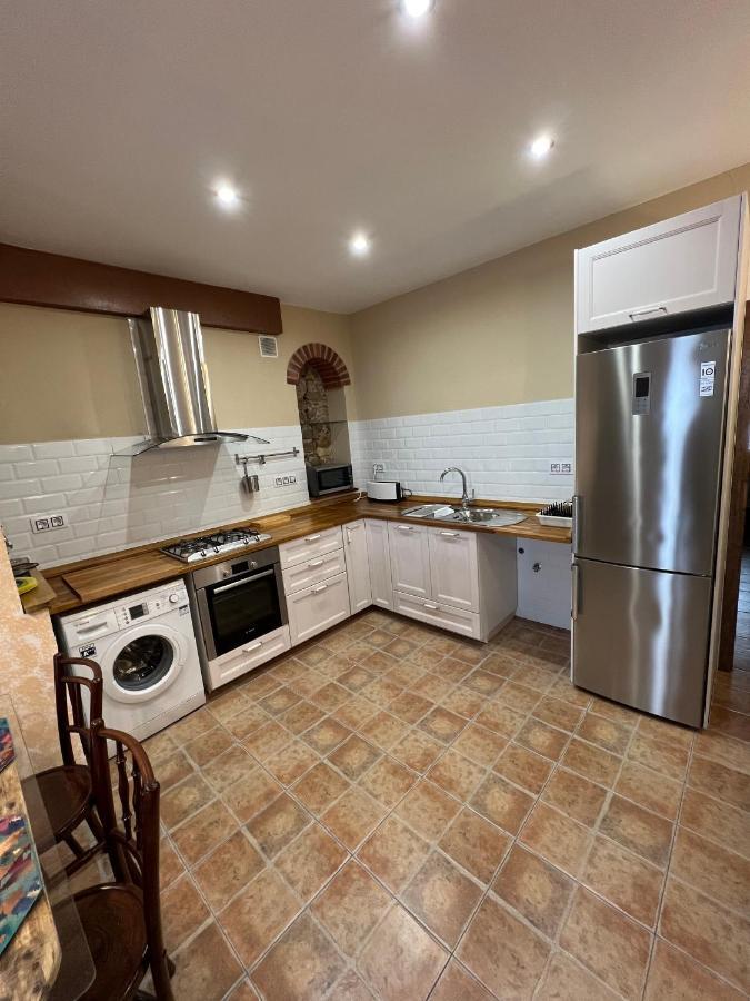 Apartamento Del Sol, Centro Del Pueblo, Aire Acondicionado L' Escala المظهر الخارجي الصورة